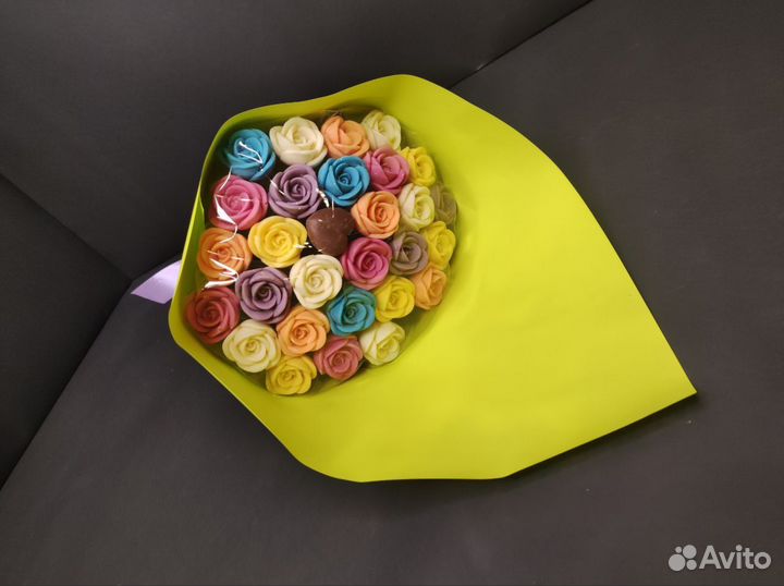 Букет - 29 Шоколадных Роз