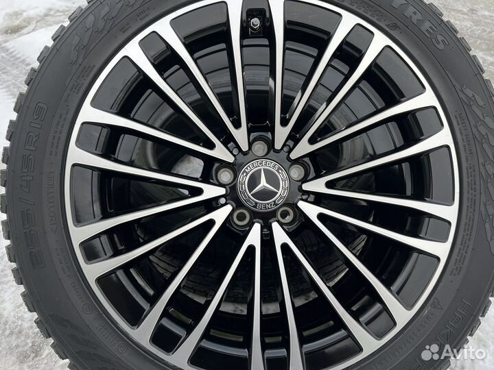 R19 Nokian Tyres Hakkapeliitta 9 SUV 255/45, PCD 5x112 DIA 66.6