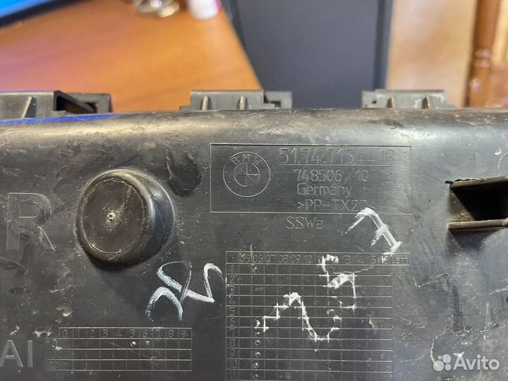 Воздуховод тормозов правый bmw e92