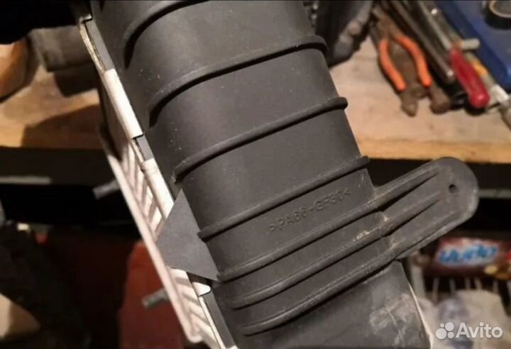 Радиатор интеркуллера Volkswagen touareg