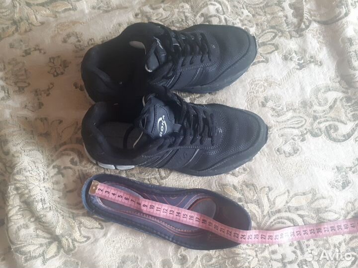 Кроссовки Bona