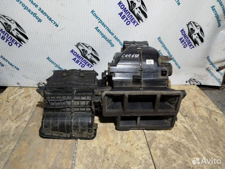 Корпус печки Kia Ceed ED