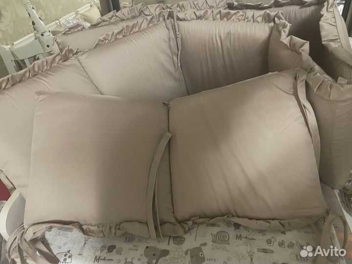 Бортики в детскую кроватку новые