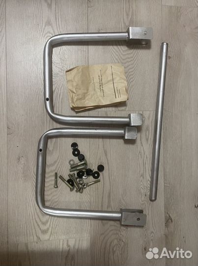 Турник новый металлическийдля шведской стенки