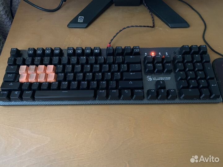 Механическая клавиатура A4tech Bloody B800