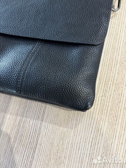 Сумка через плечо черная кожа