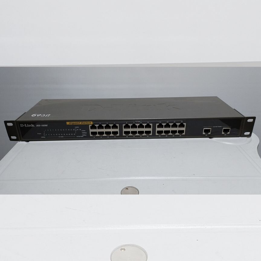 [DES-1026G] Коммутатор D-Link Des-1026g