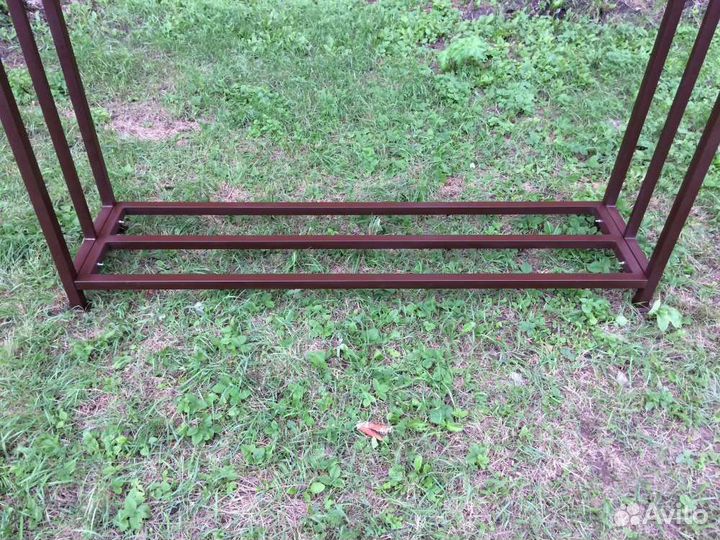 Дровник уличный