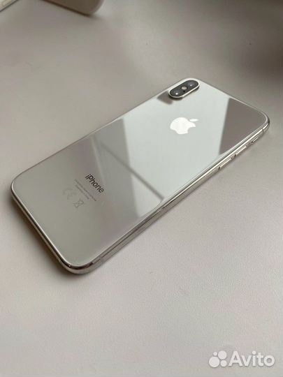 iPhone X, 256 ГБ