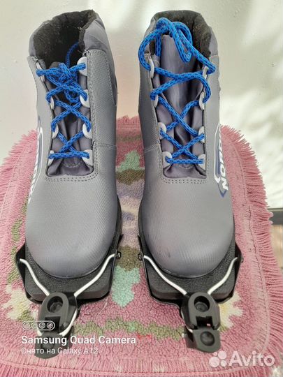 Лыжные ботинки новые