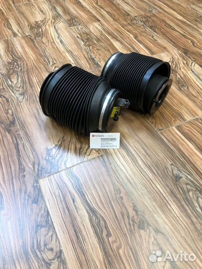 Пневмобаллон Land Cruiser 150 задний 48090-60010