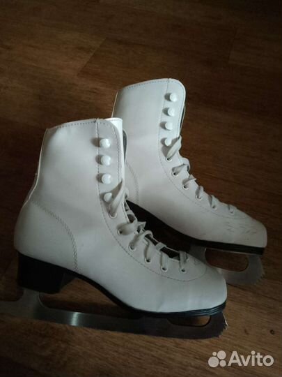 Коньки фигурные