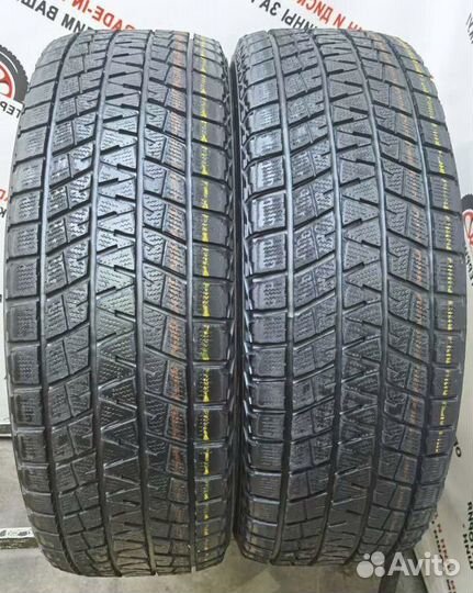Bridgestone Blizzak DM-V1 255/70 R17