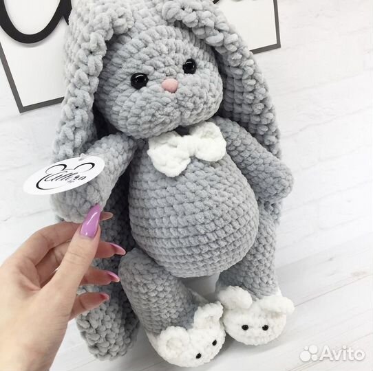 Вязанный зайчик