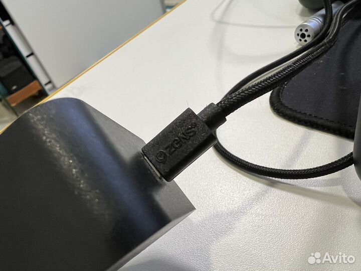 Беспроводное зарядное устройство zens Dual Fast