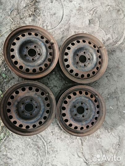 Диски на mercedes r 15 штампованные