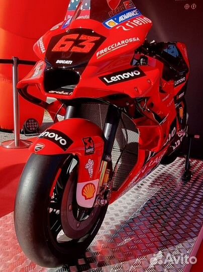 Мотоцикл прототип MotoGP команды Ducati Corse