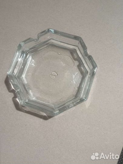 Пепельница стекло