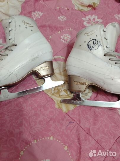 Фигурные коньки edea 220