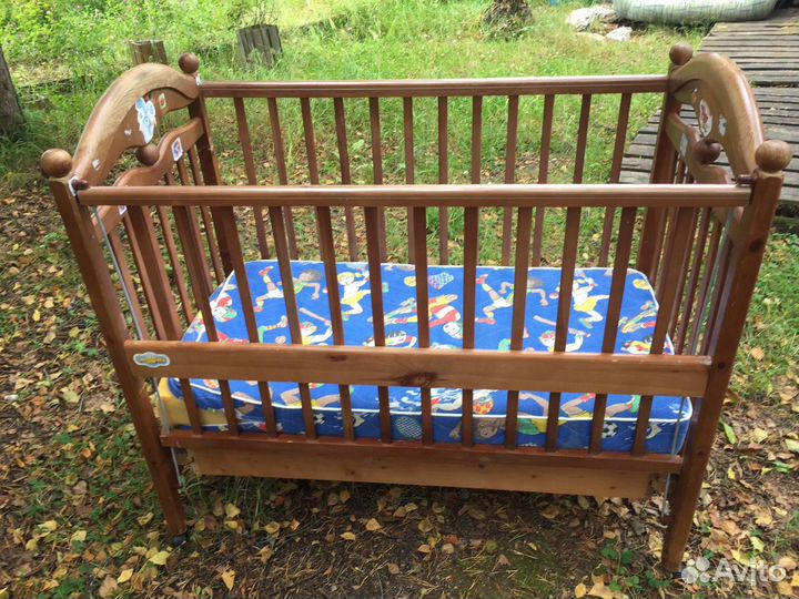 Детская кроватка