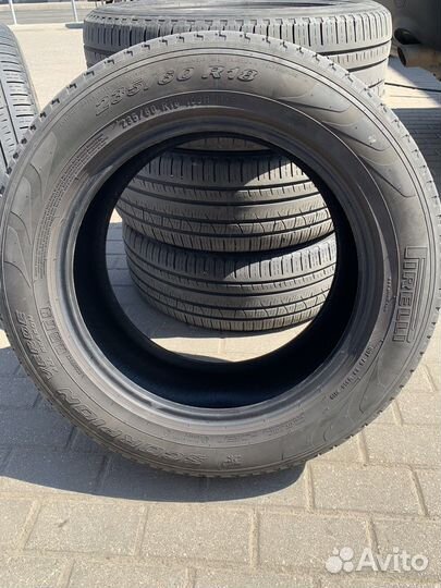 America Cargo 235/60 R18 107V