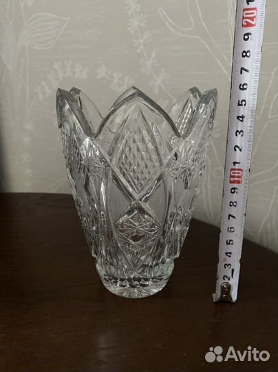 Хрустальная ваза