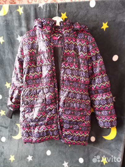 Куртки на девочку разные