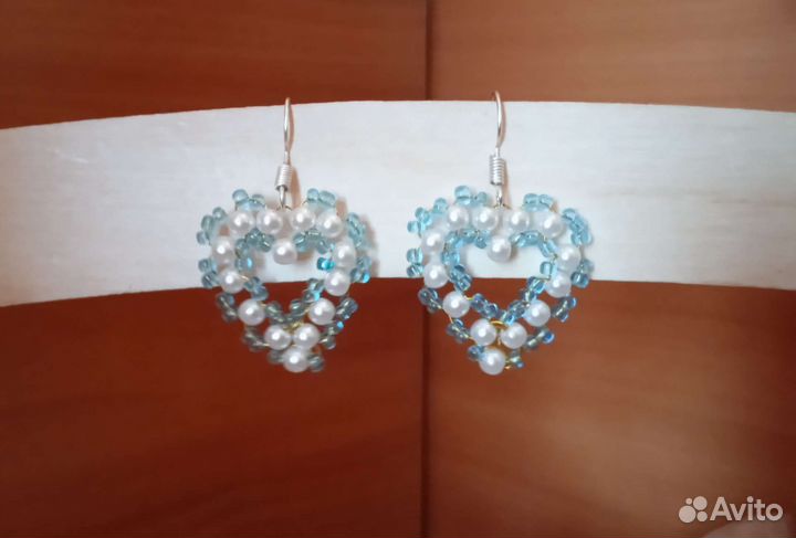 Серьги из бисера, кулон, колечко, браслет