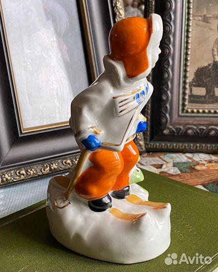 Статуэтка Лыжник 40-50х СССР