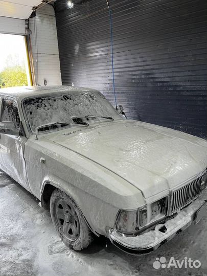 ГАЗ 3102 Волга 2.3 МТ, 2002, битый, 300 000 км