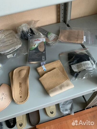 Ортопедические стельки новые, корсет и тд