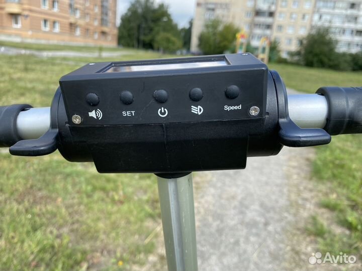 Электрический самокат 