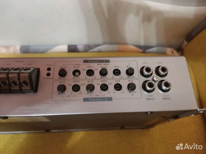 Автоусилитель Gladen RS100c4