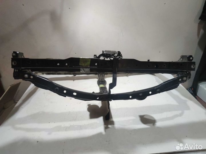 Панель передняя телевизор Toyota RAV4 40