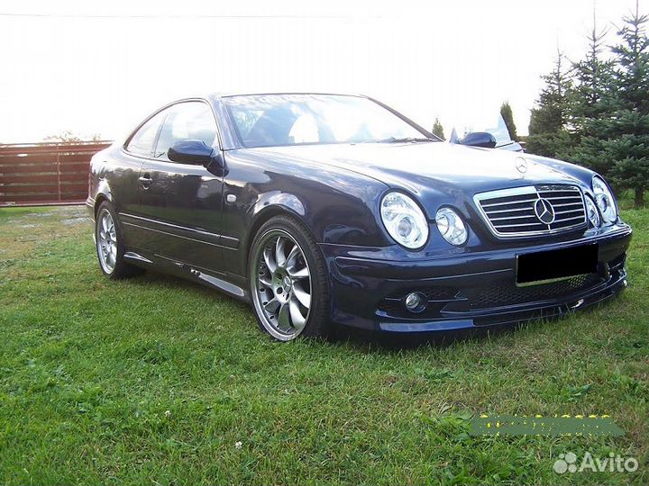 Передний бампер Mercedes C-class W208 CLK
