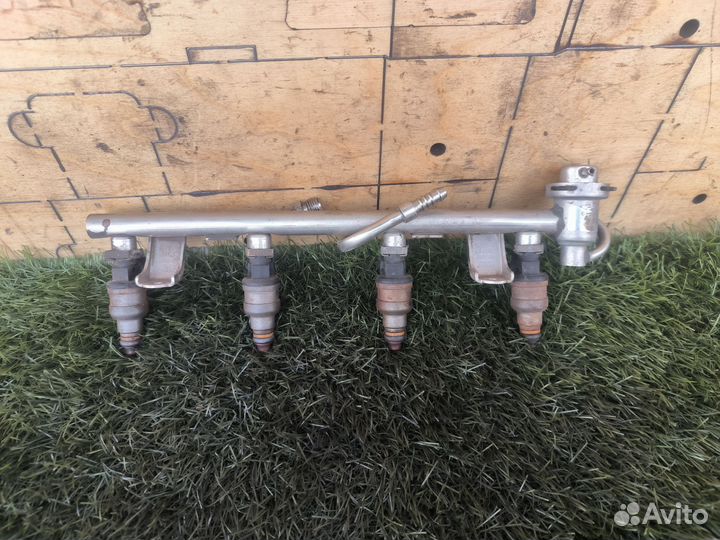 Топливная рампа Audi A4 B5