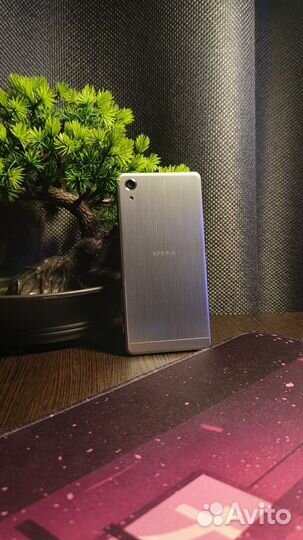 Sony Xperia X Performance Dual, 3/64 ГБ