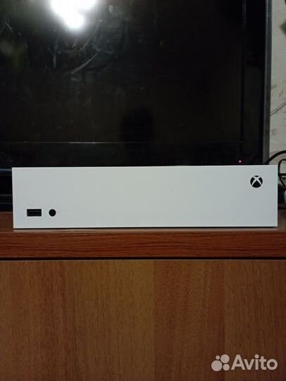 Игровая приставка Microsoft Xbox Series S
