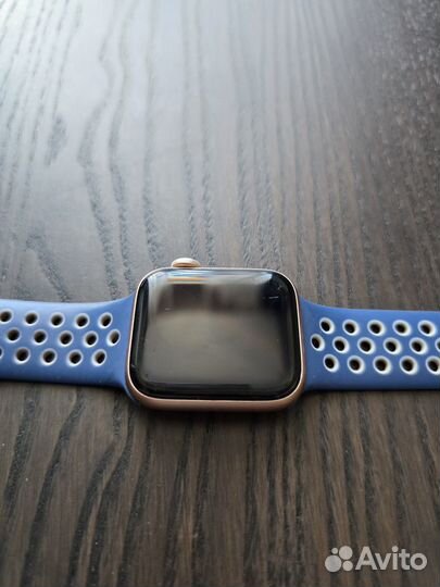 Часы Apple Watch Series 6 40mm