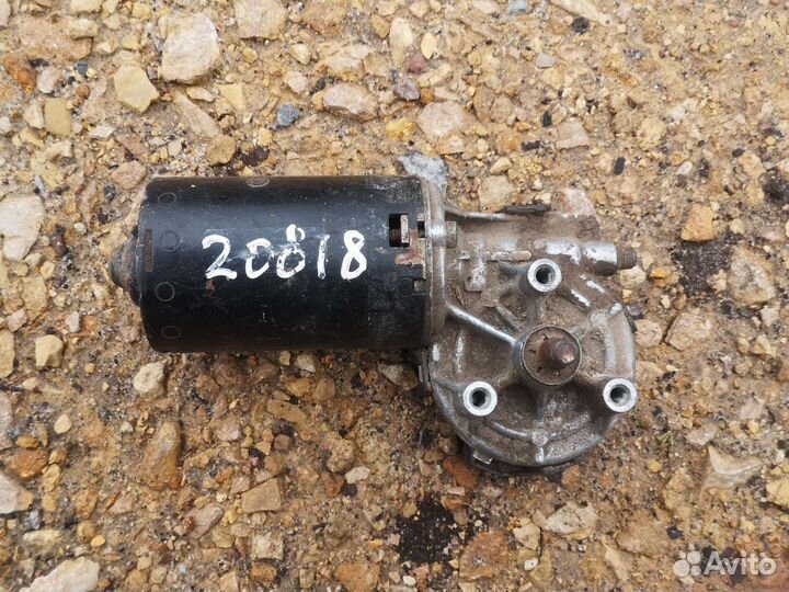 Мотор дворников Audi 100 C3 трапеции