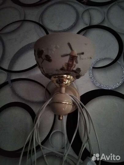 Люстры и бра