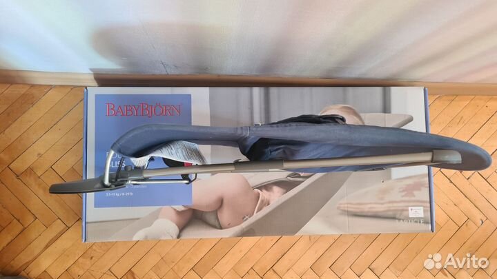 Шезлонг babybjorn