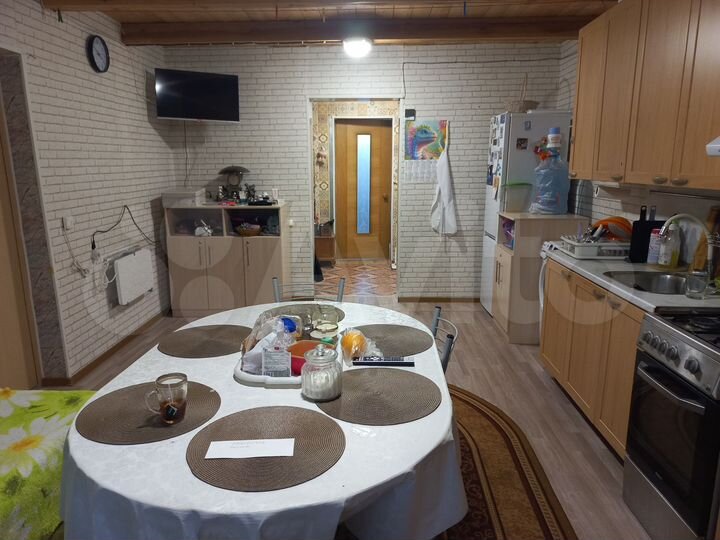 Дом 95 м² на участке 6 сот.