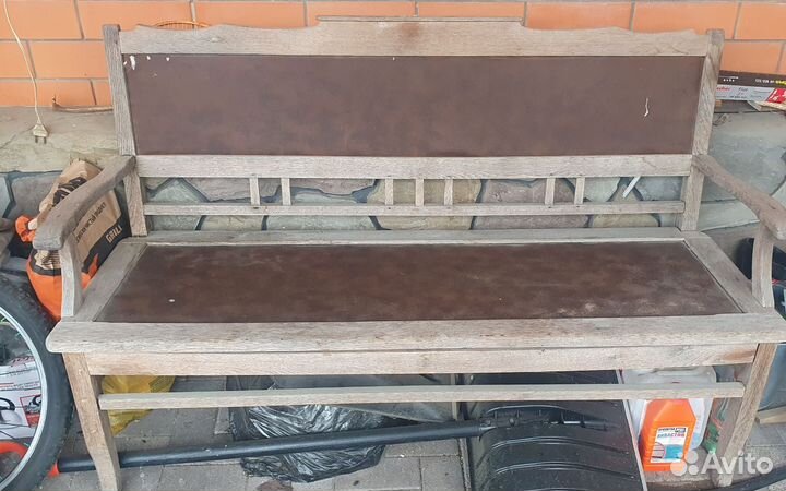 Скамейка деревянная