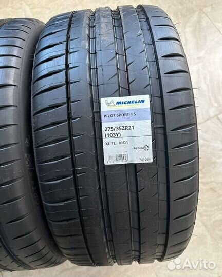 Michelin Pilot Sport 4 S Acoustic 275/35 R21 и 315/30 R21 103Y