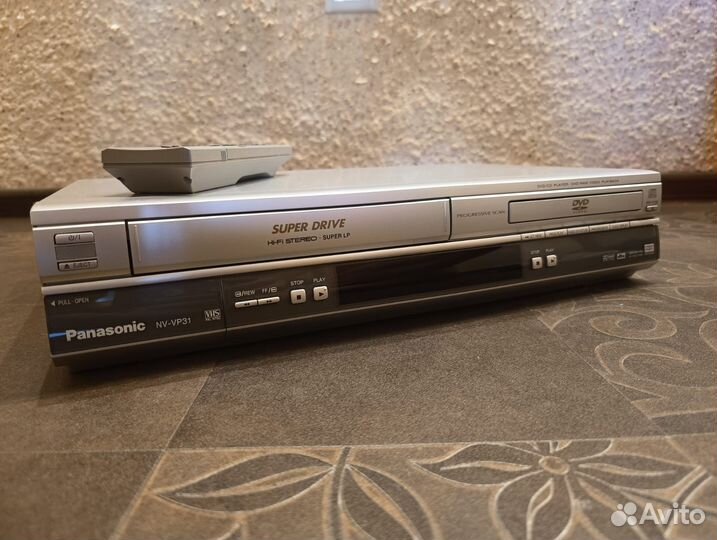 Dvd-vhs проигрыватель Panasonic NV-VP31EE