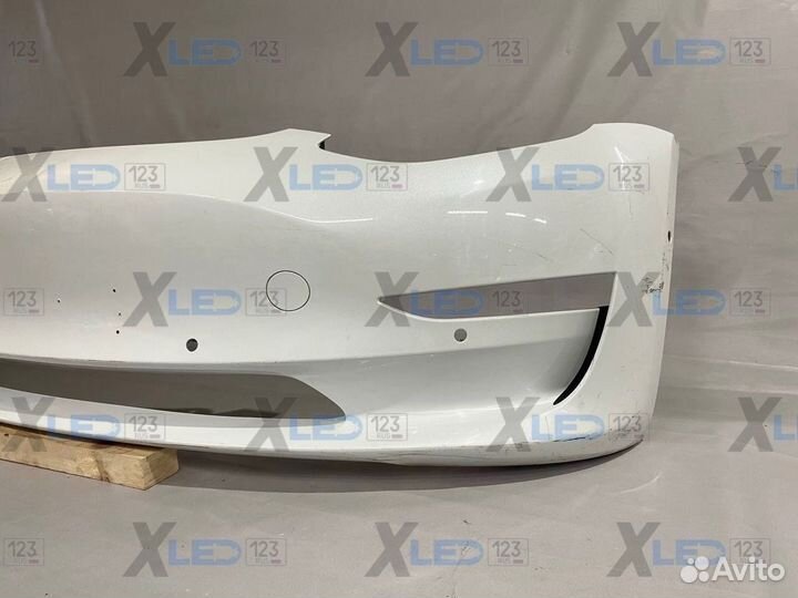 Передний бампер Tesla Model 3 голый