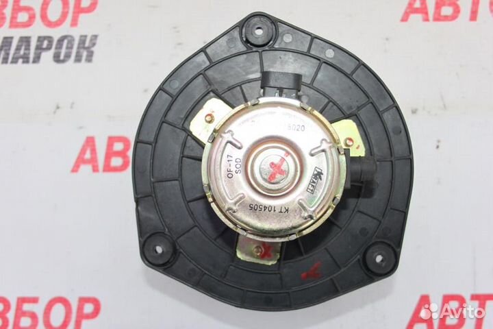 Моторчик отопителя для Chevrolet Niva 2002-2009 г