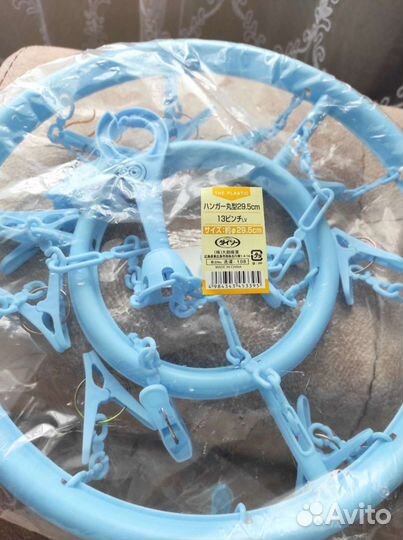 Вешалки с прищепками