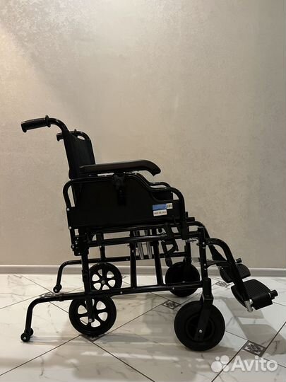 Коляска инвалидная Barry A8 T